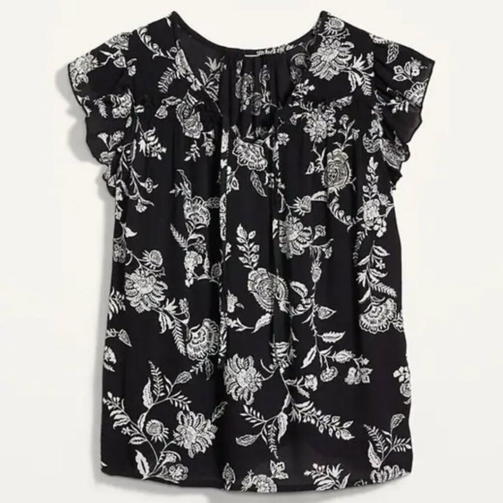 Ruffled Crinkle-Texture Tie-Front Blouse